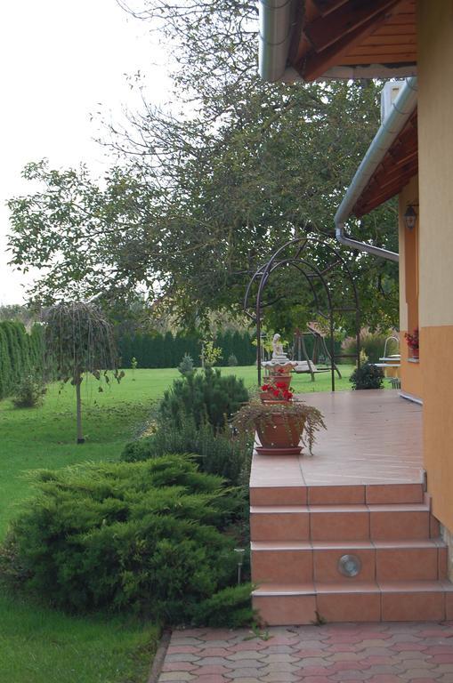 Mediterrán Vendégház Nagyatád Exterior foto